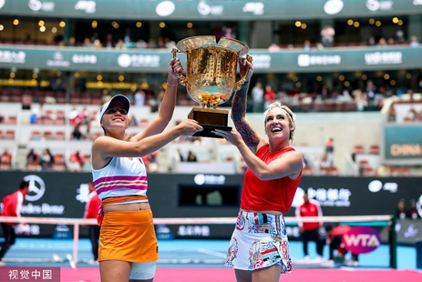 他不仅出色 他不仅出色