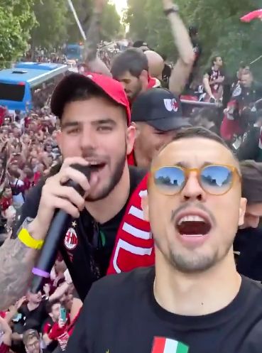 他从不轻易 他从不轻易