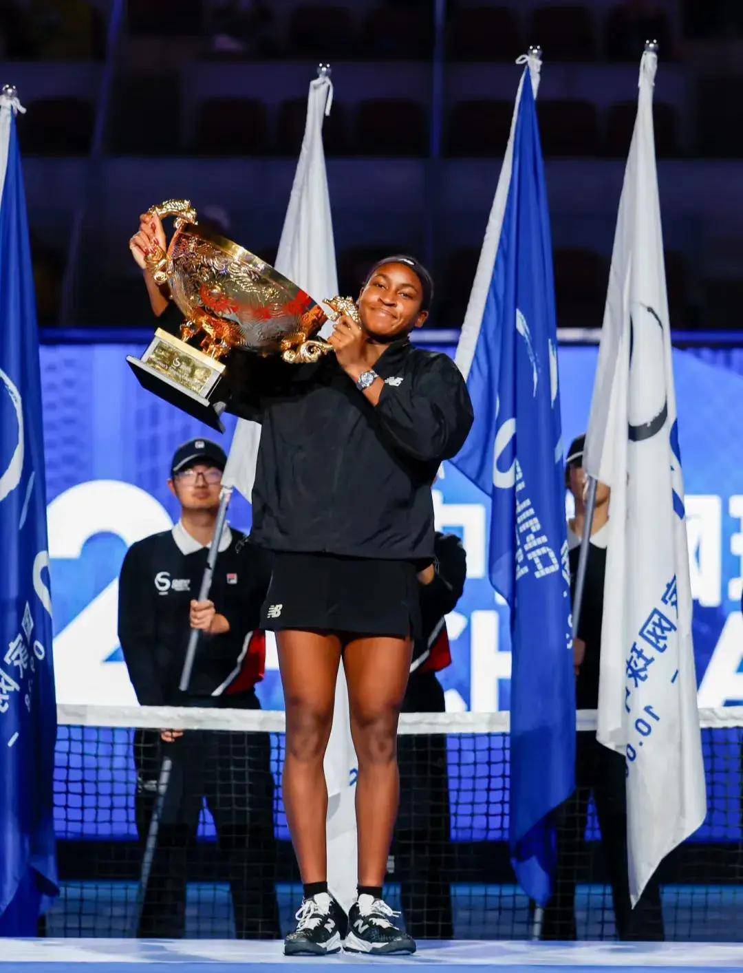 不只是一个 不只是一个